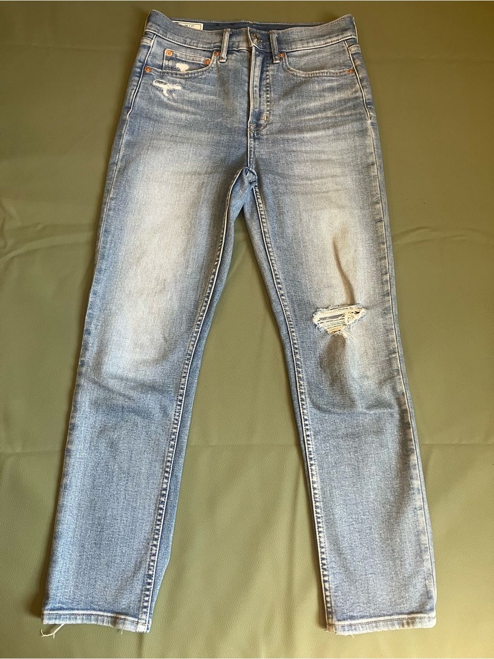 GAP Denim Cigarette High Rise Light Wash Distressed Straight Jeans Size 26/2